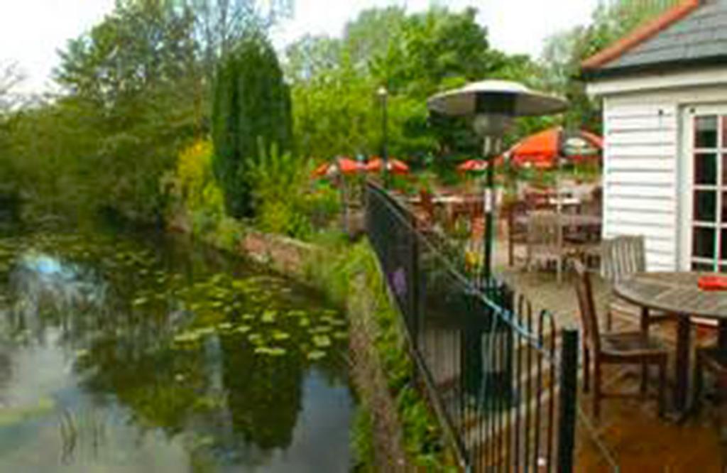 The Riverside Inn Chelmsford Eksteriør bilde
